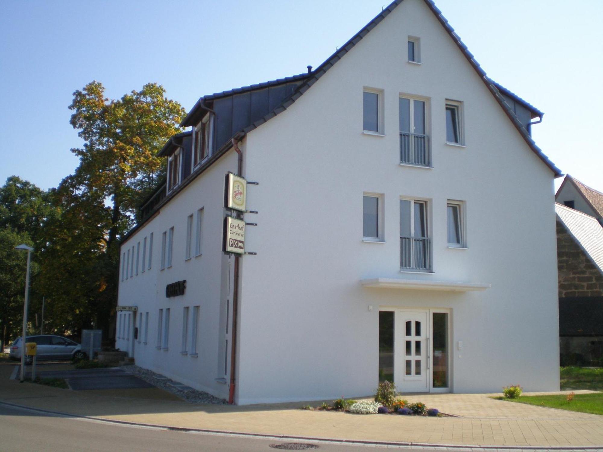 Gaestehaus Zur Kurve Hotel Zirndorf Exterior photo